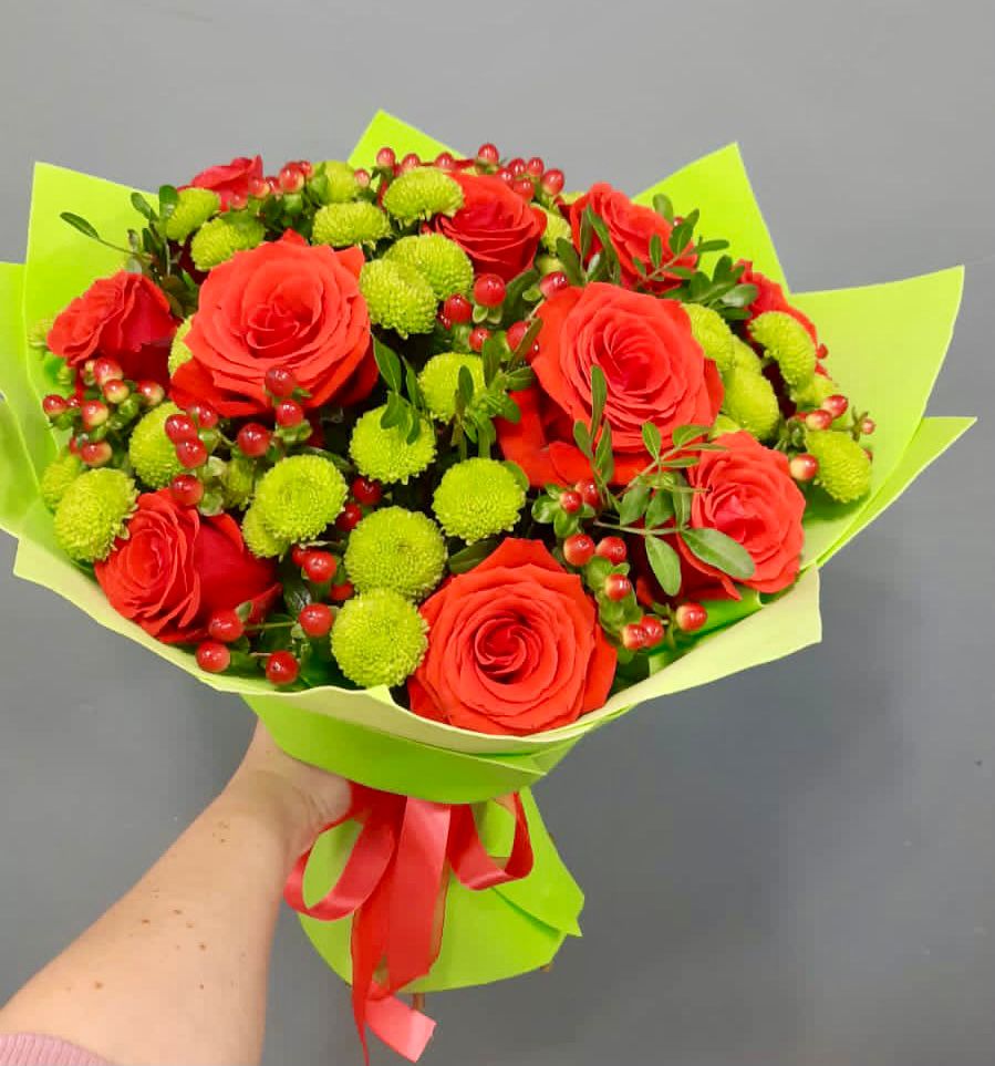 Букет цветов из: Хризантемы и Розы в Краснощёково