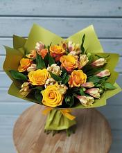 Букет цветов из:  Альстромерии и Розы в Краснощёково