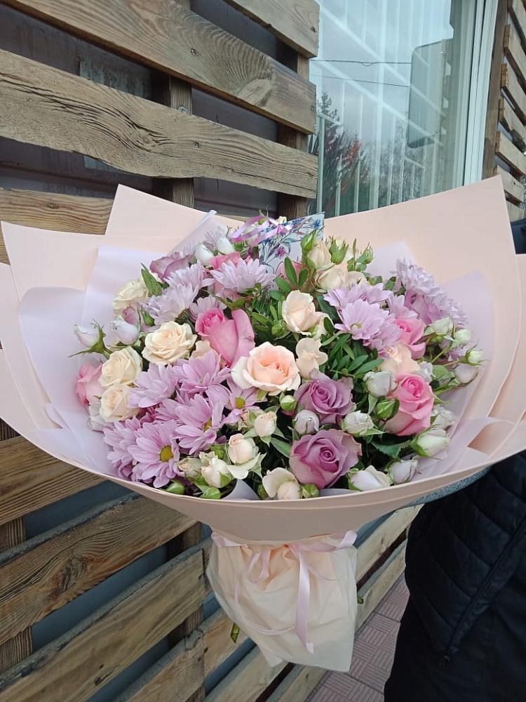 Букет цветов из: Розы и Хризантемы в Краснощёково