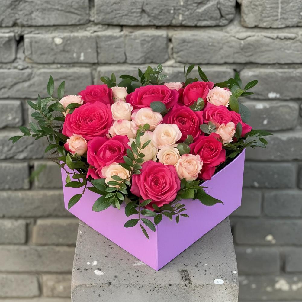 Цветочная композиция из Розы в коробке в Краснощёково