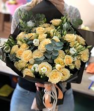 Букет цветов из:  Розы и Лизиантусы в Краснощёково
