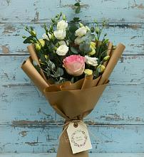 Букет цветов из:  Розы и Лизиантусы #REPLACE_PRED# Краснощёково