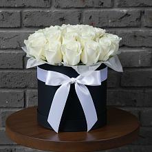 Цветочная композиция из Розы в шляпной коробке #REPLACE_PRED# Краснощёково